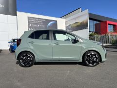 Photo of the vehicle Kia Picanto