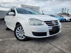 Photo of the vehicle Volkswagen Golf