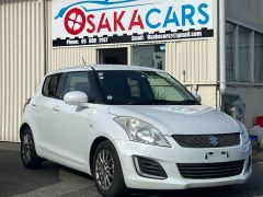 Photo of the vehicle Suzuki Swift