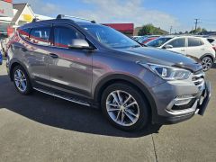 Photo of the vehicle Hyundai Santa Fe