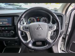 Photo of the vehicle Mitsubishi Outlander