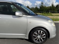 Photo of the vehicle Suzuki Swift