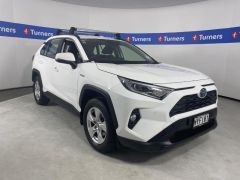 Photo of the vehicle Toyota RAV4