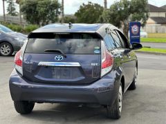 Photo of the vehicle Toyota Aqua