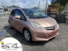 Photo of the vehicle Honda Fit