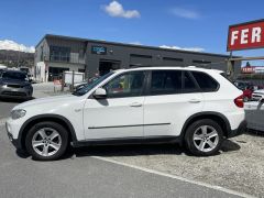 Photo of the vehicle BMW X5