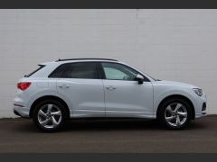 Photo of the vehicle Audi Q3