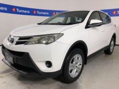 Photo of the vehicle Toyota RAV4