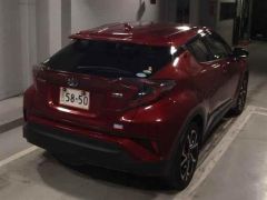 Photo of the vehicle Toyota C-HR