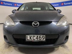 Photo of the vehicle Mazda Demio