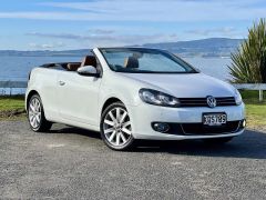 Photo of the vehicle Volkswagen Golf