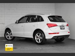 Photo of the vehicle Audi Q5