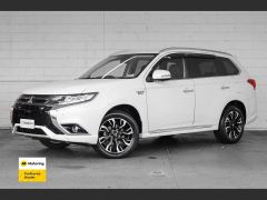 Photo of the vehicle Mitsubishi Outlander