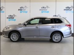 Photo of the vehicle Mitsubishi Outlander