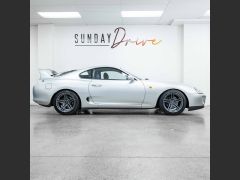 Photo of the vehicle Toyota Supra