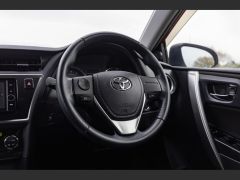 Photo of the vehicle Toyota Auris