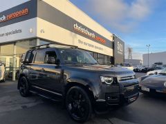 Photo of the vehicle Land Rover Defender