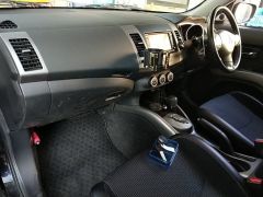 Photo of the vehicle Mitsubishi Outlander