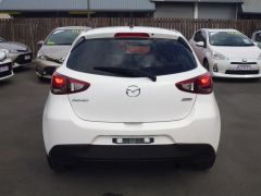 Photo of the vehicle Mazda Demio