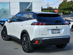 Photo of the vehicle Peugeot 2008