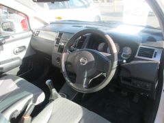 Photo of the vehicle Nissan Tiida