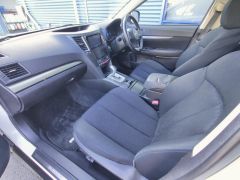 Photo of the vehicle Subaru Legacy