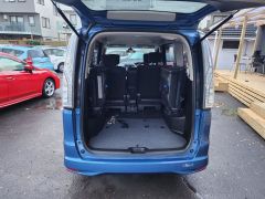 Photo of the vehicle Nissan Serena