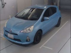 Photo of the vehicle Toyota Aqua