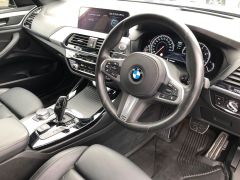 Photo of the vehicle BMW X3