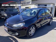 Photo of the vehicle Volkswagen Golf