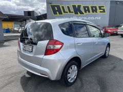 Photo of the vehicle Honda Fit