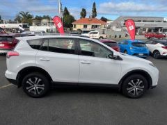 Photo of the vehicle Toyota RAV4