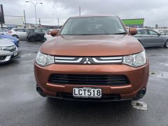 Photo of the vehicle Mitsubishi Outlander