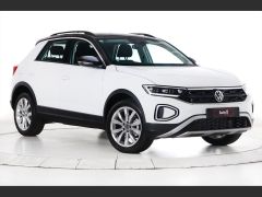 Photo of the vehicle Volkswagen T-Roc