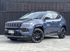 Photo of the vehicle Jeep Compass