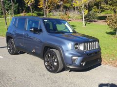 Photo of the vehicle Jeep Renegade