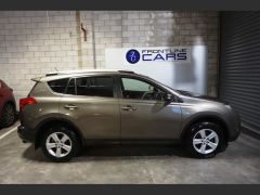 Photo of the vehicle Toyota RAV4