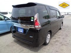 Photo of the vehicle Nissan Serena