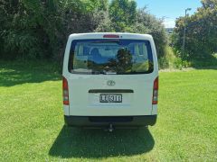 Photo of the vehicle Toyota HiAce