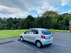 Photo of the vehicle Toyota Vitz