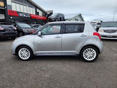 Photo of the vehicle Suzuki Swift