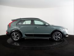 Photo of the vehicle Kia Niro