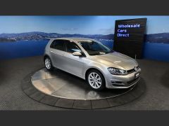 Photo of the vehicle Volkswagen Golf