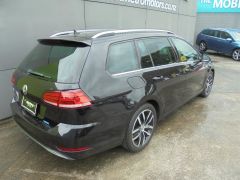 Photo of the vehicle Volkswagen Golf