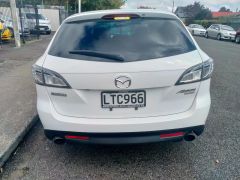 Photo of the vehicle Mazda Atenza