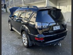 Photo of the vehicle Mitsubishi Outlander