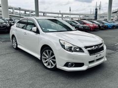 Photo of the vehicle Subaru Legacy