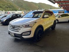 Photo of the vehicle Hyundai Santa Fe