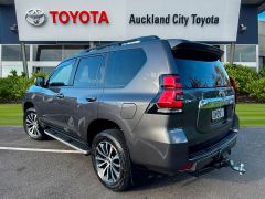 Photo of the vehicle Toyota Land Cruiser Prado