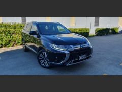 Photo of the vehicle Mitsubishi Outlander